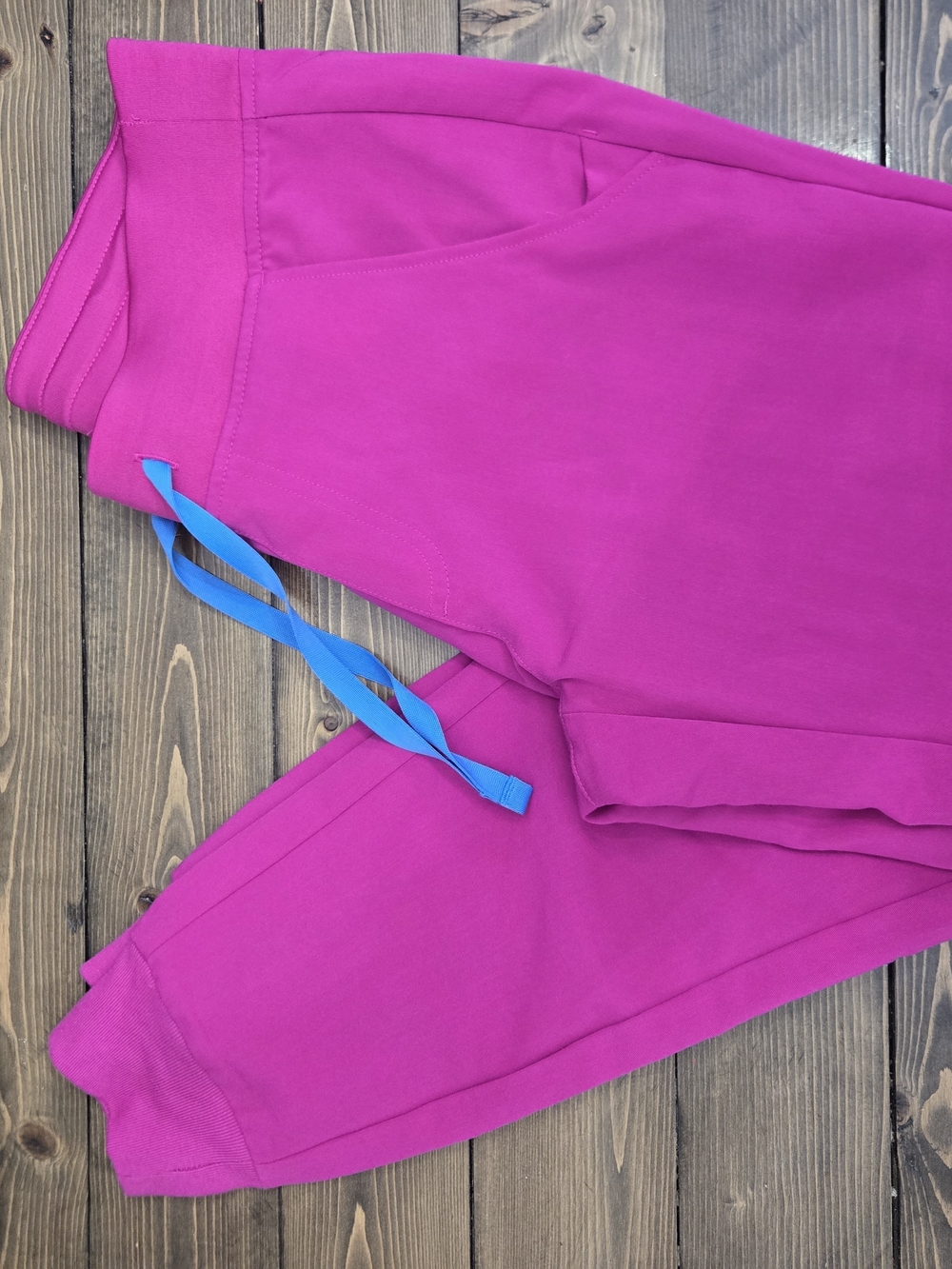 Womens Figs Jogger Srub Pants In Hot Pink Size Xs And Peite